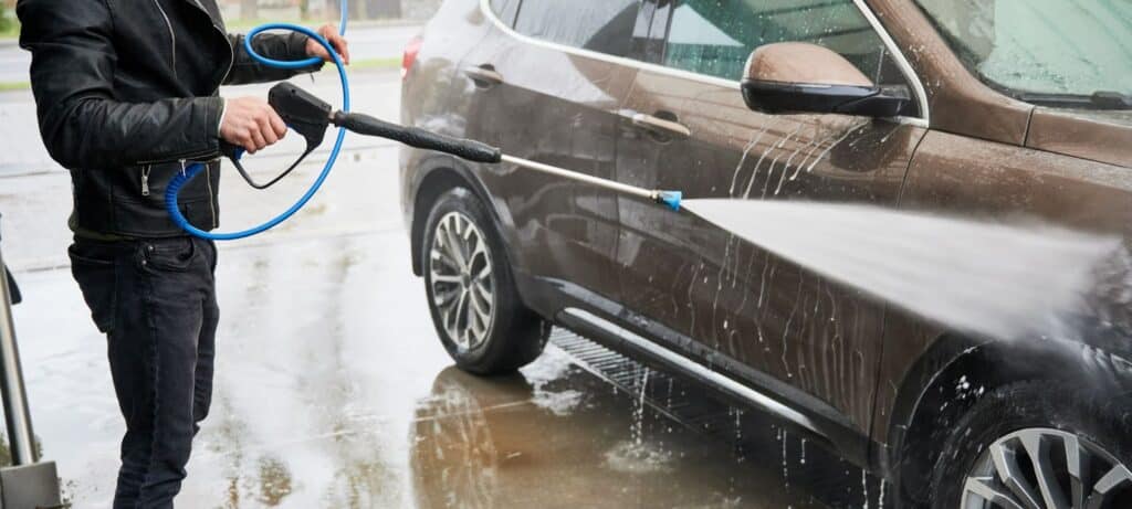 pressure washing car